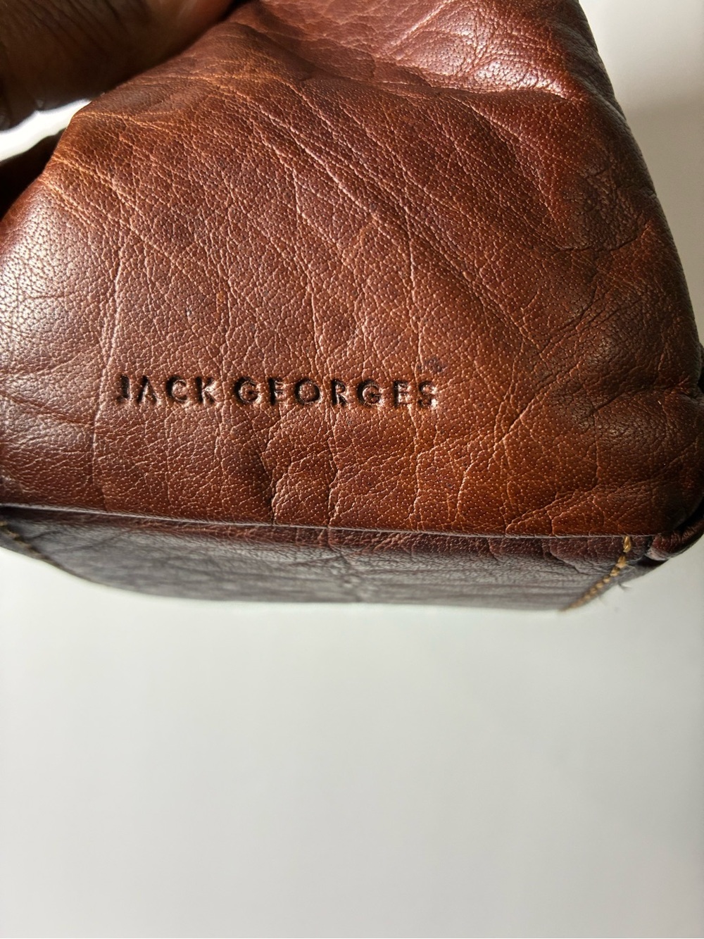 Classic Brown Leather Messenger Bag - Timeless Men's Crossbody - Picture 7 of 9